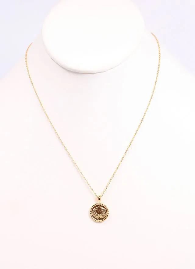 Aileen Charm Necklace Gold