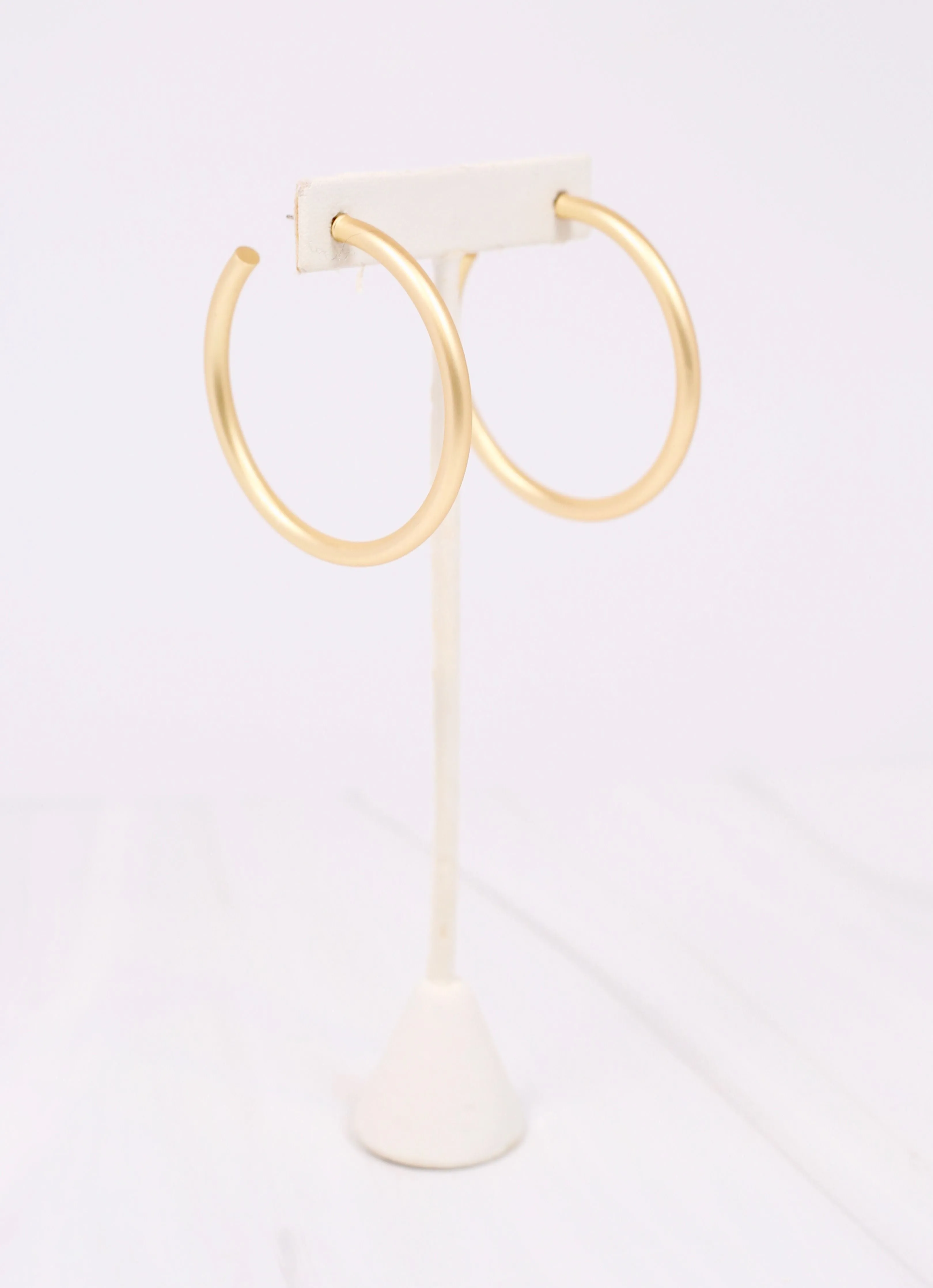 Arden Satin Hoop Earring Matte Gold