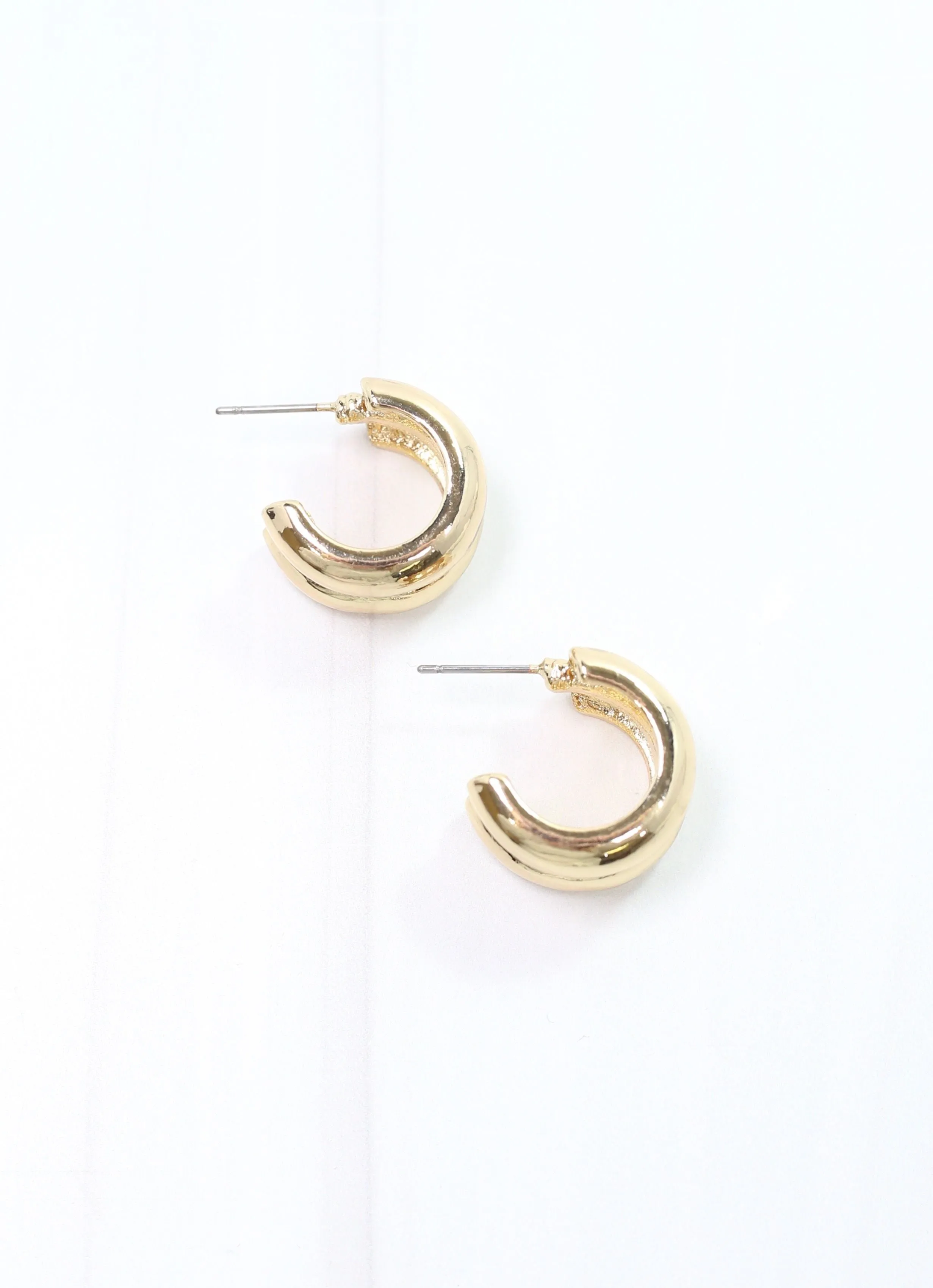 Cody Hoop Earring Gold