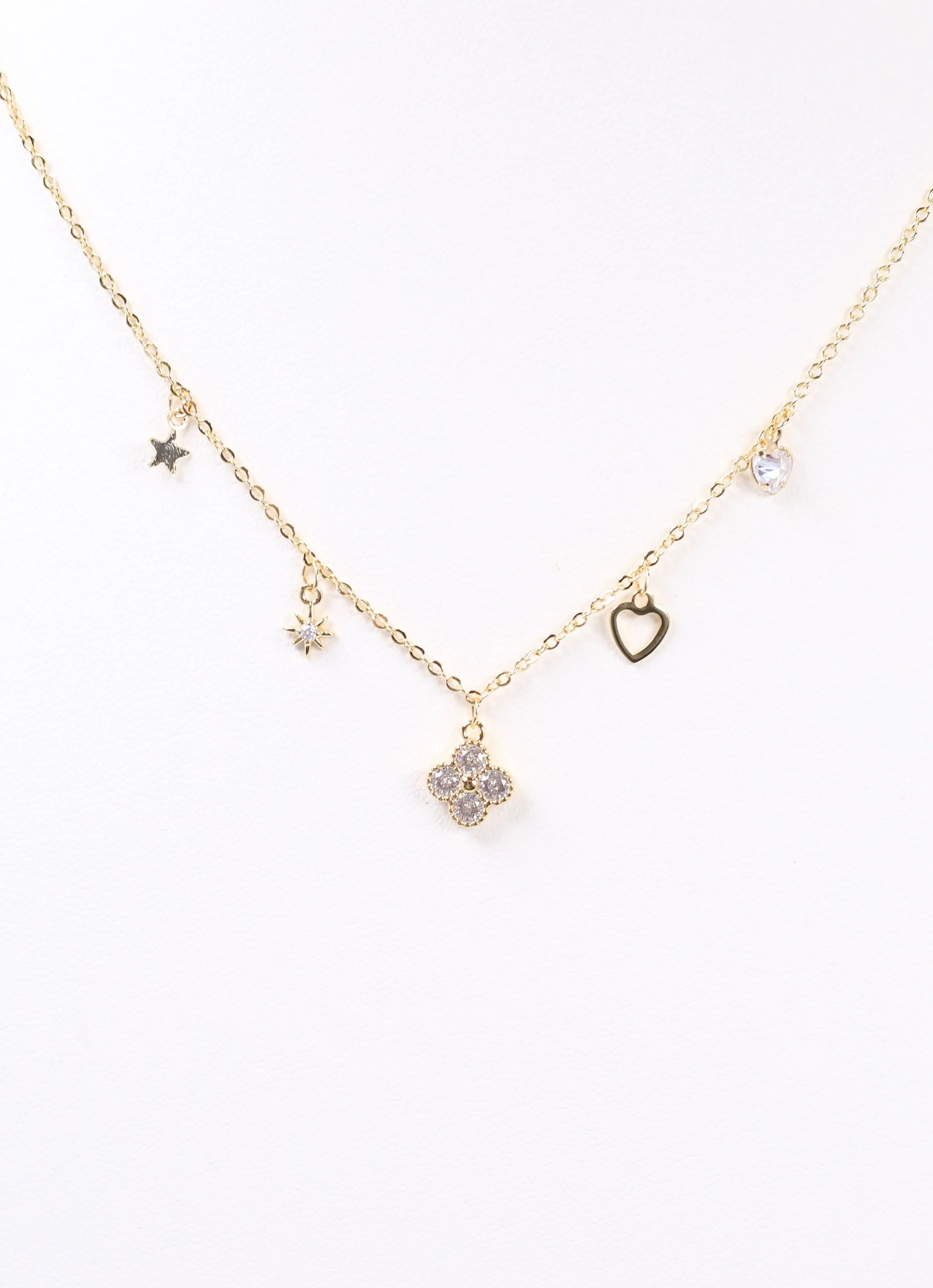 Croft Charm Necklace Gold