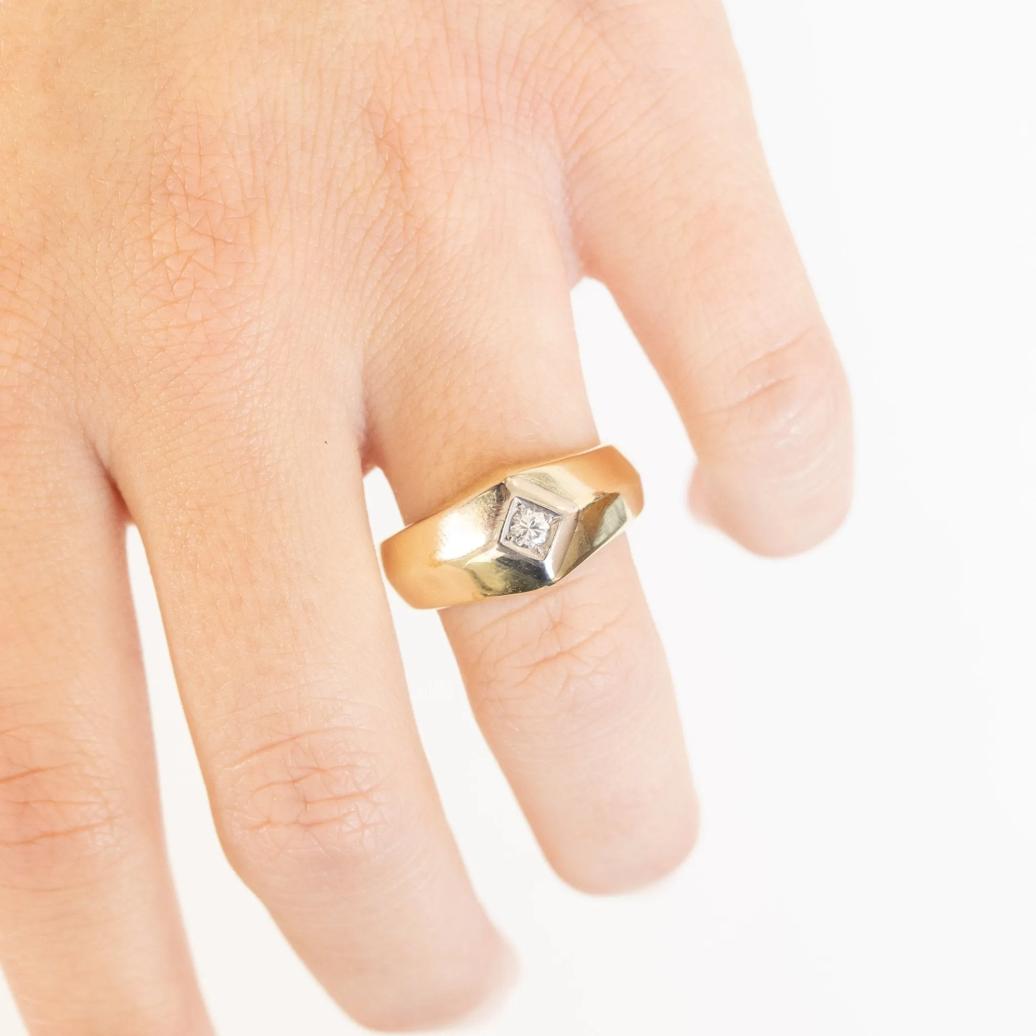 Diamond and Gold Knife Edge Unisex Band