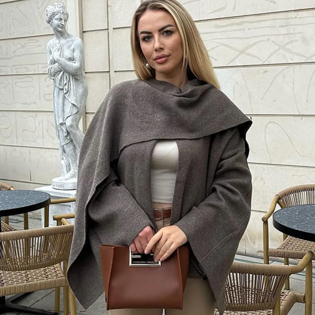 Harper Cape Coat | Timeless Elegance