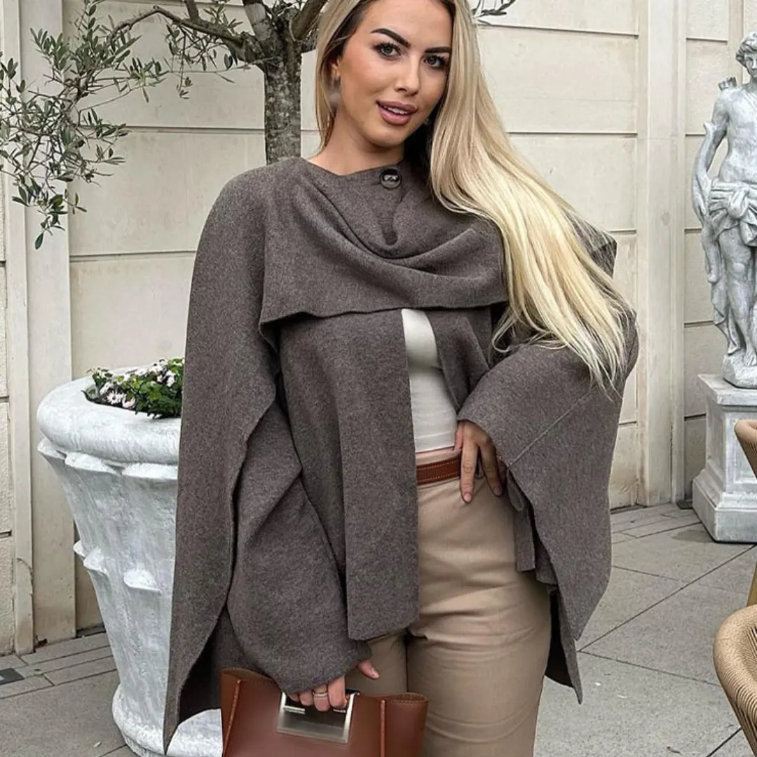 Harper Cape Coat | Timeless Elegance