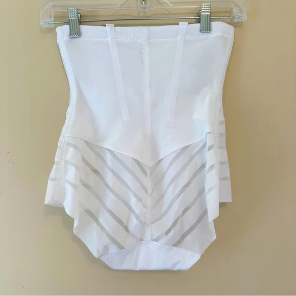 Honeylove Queen Brief White Size M NWT