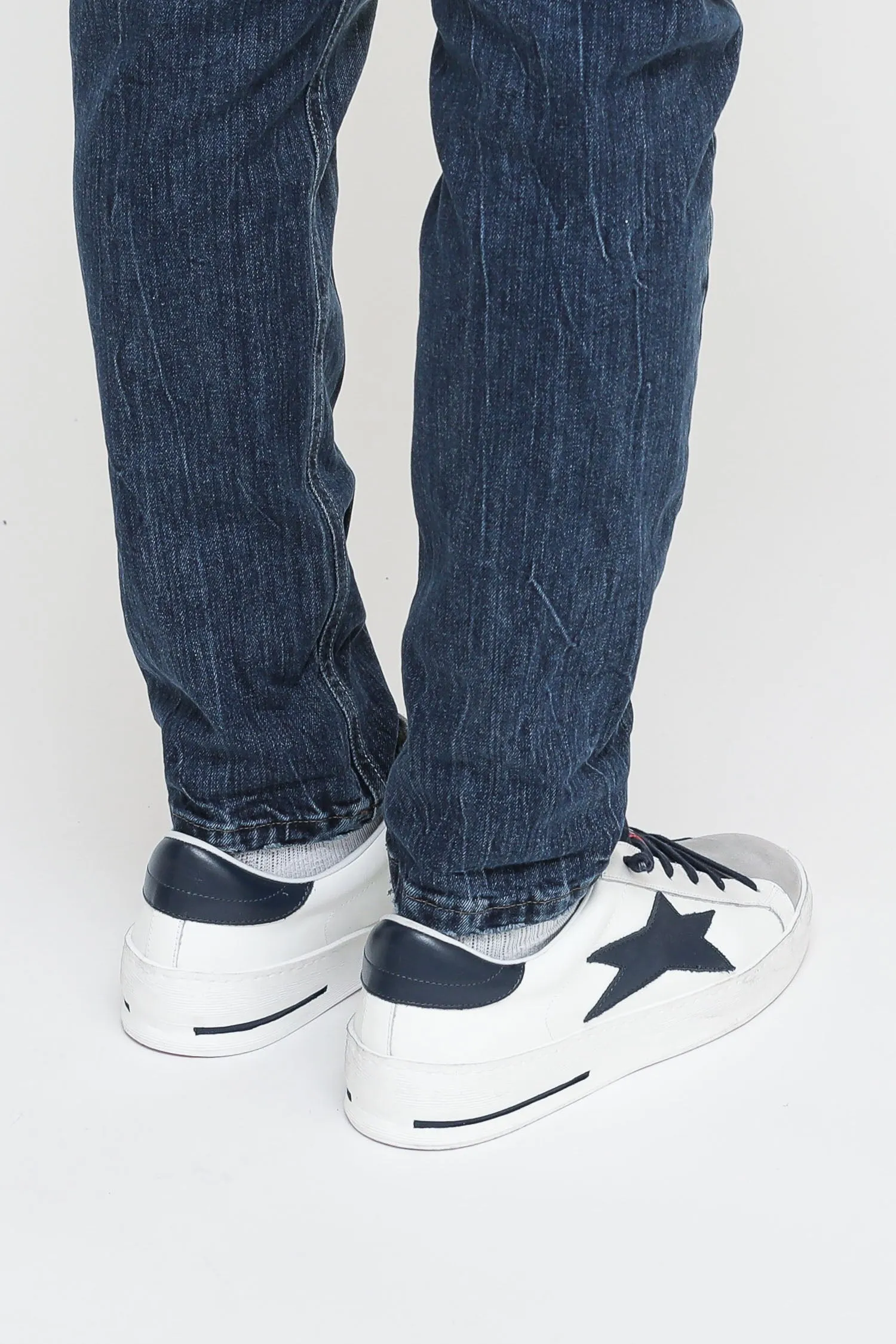 Low Plus - 1803