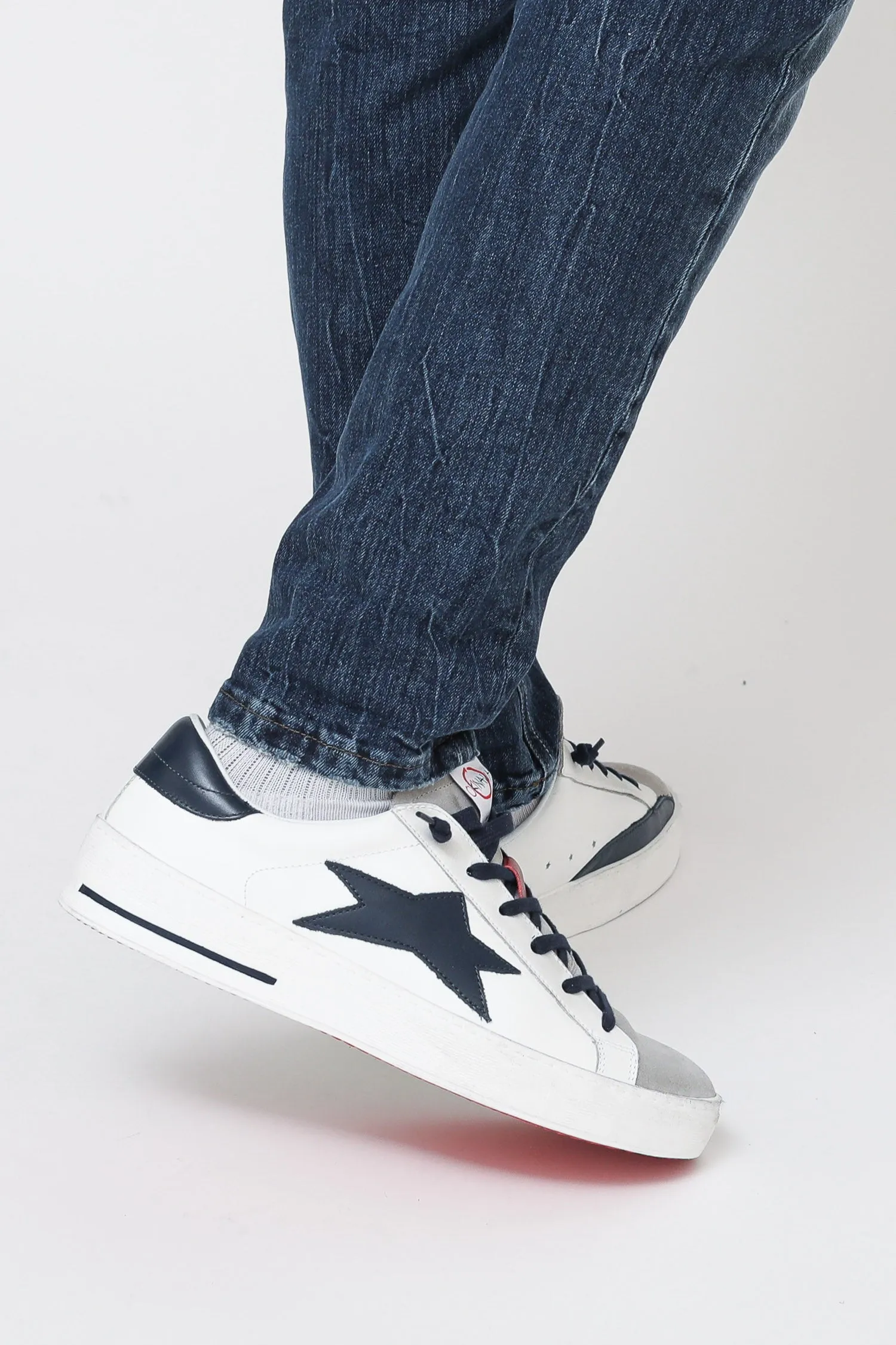 Low Plus - 1803