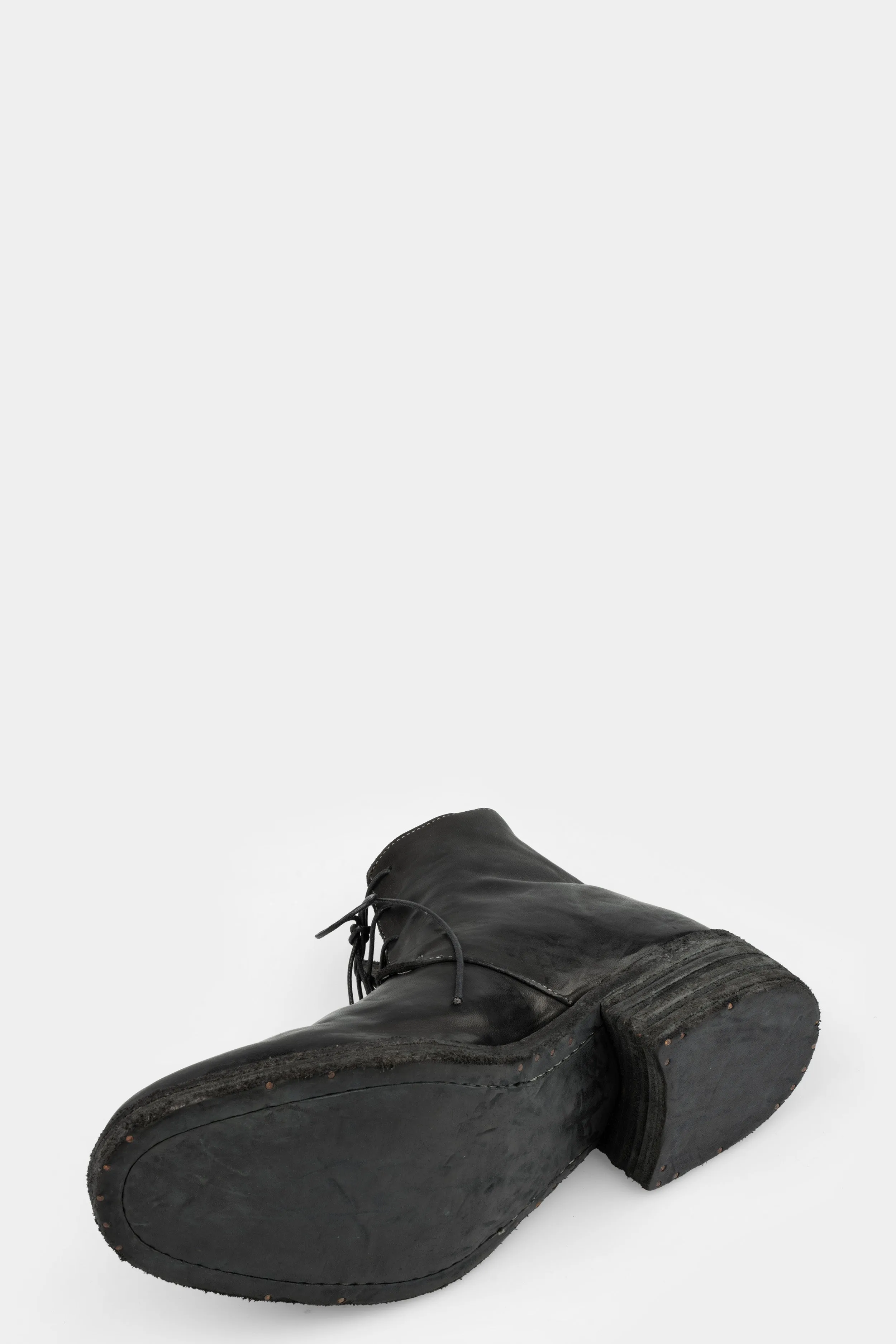 Low top laced leather boots w back zip
