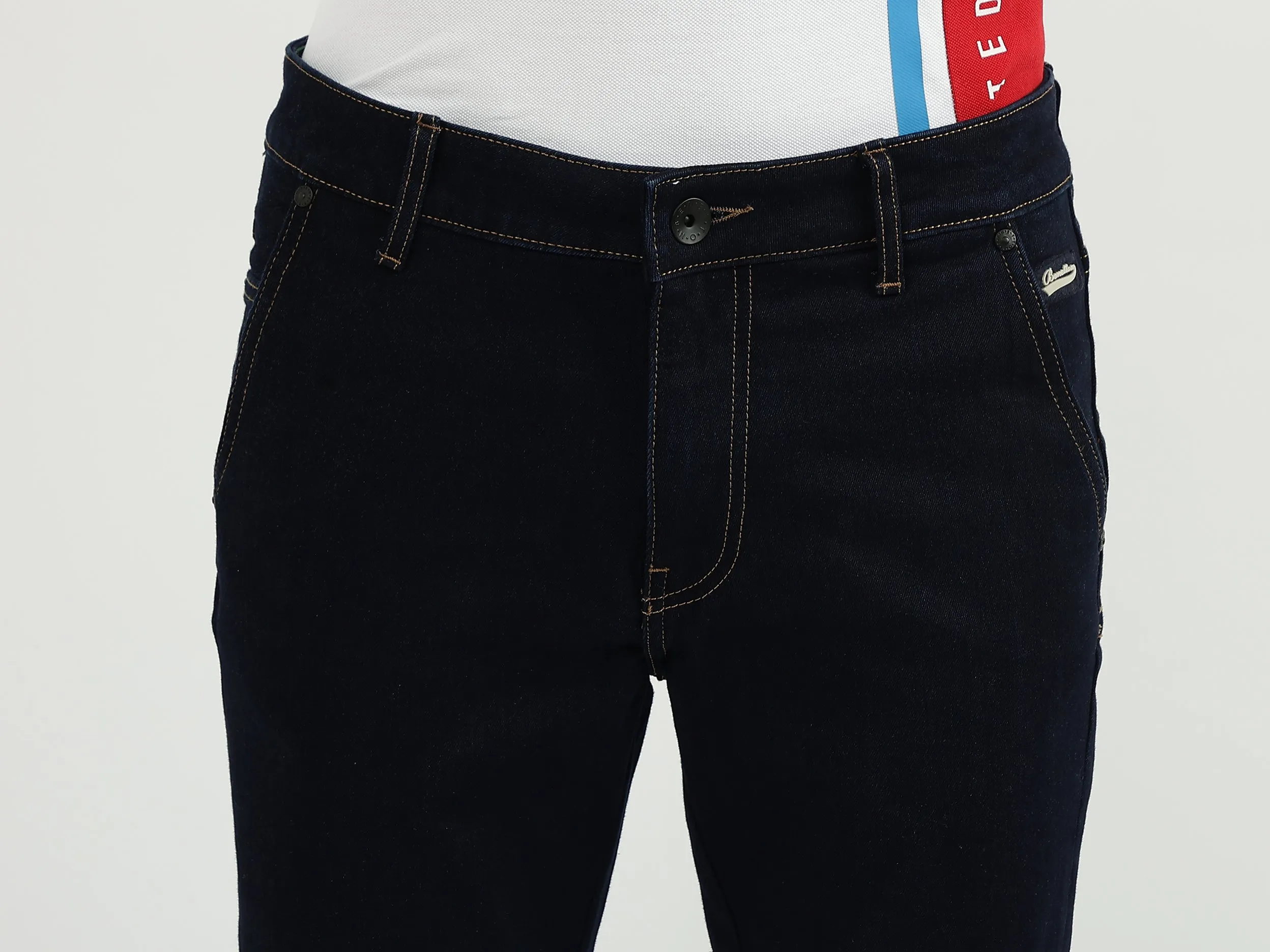 Men Solid Skinny Fit Jeans