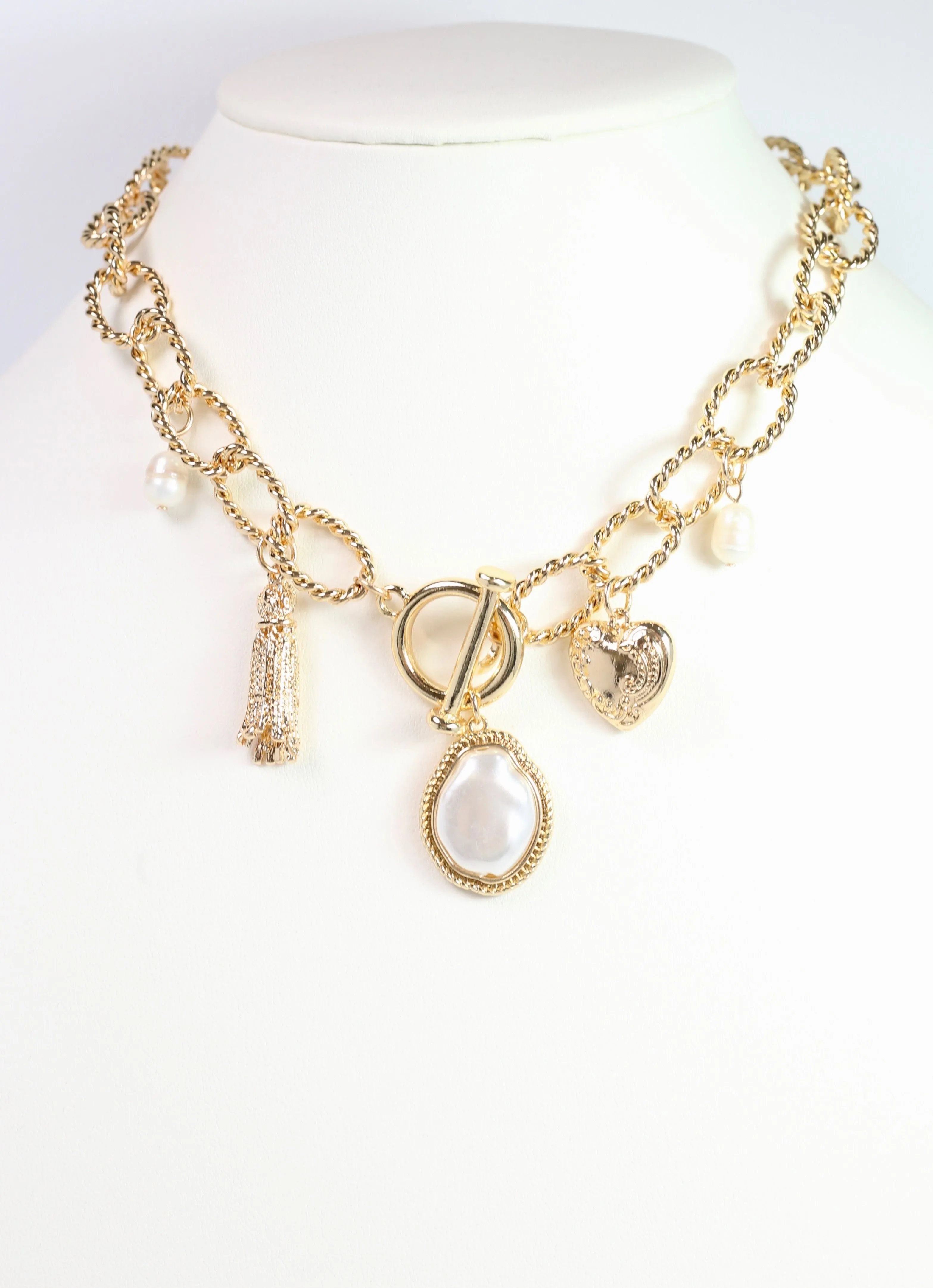 Nicky Charm Necklace Gold