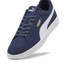 PUMA Men's Smash v2 Leather Sneaker