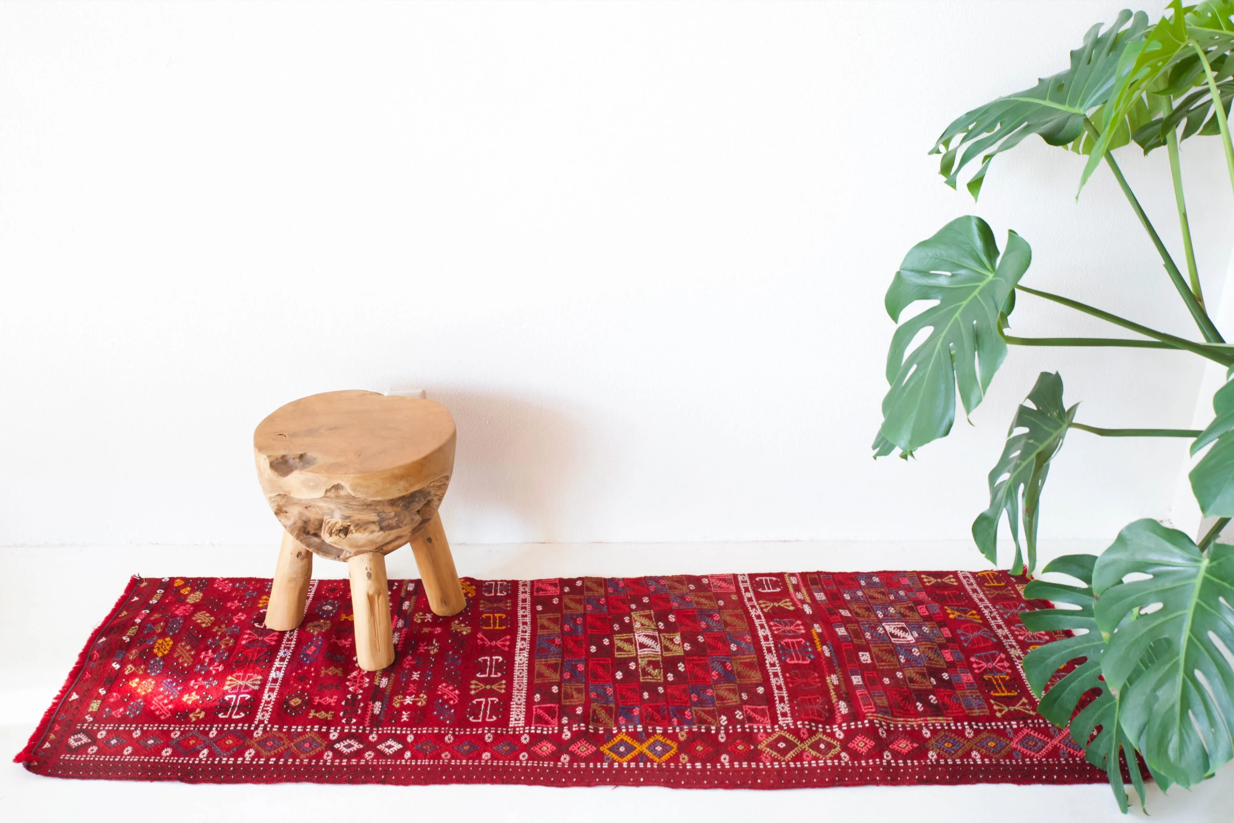Semi-antique Sivas Cicim Kilim Runner  1'11"x6'
