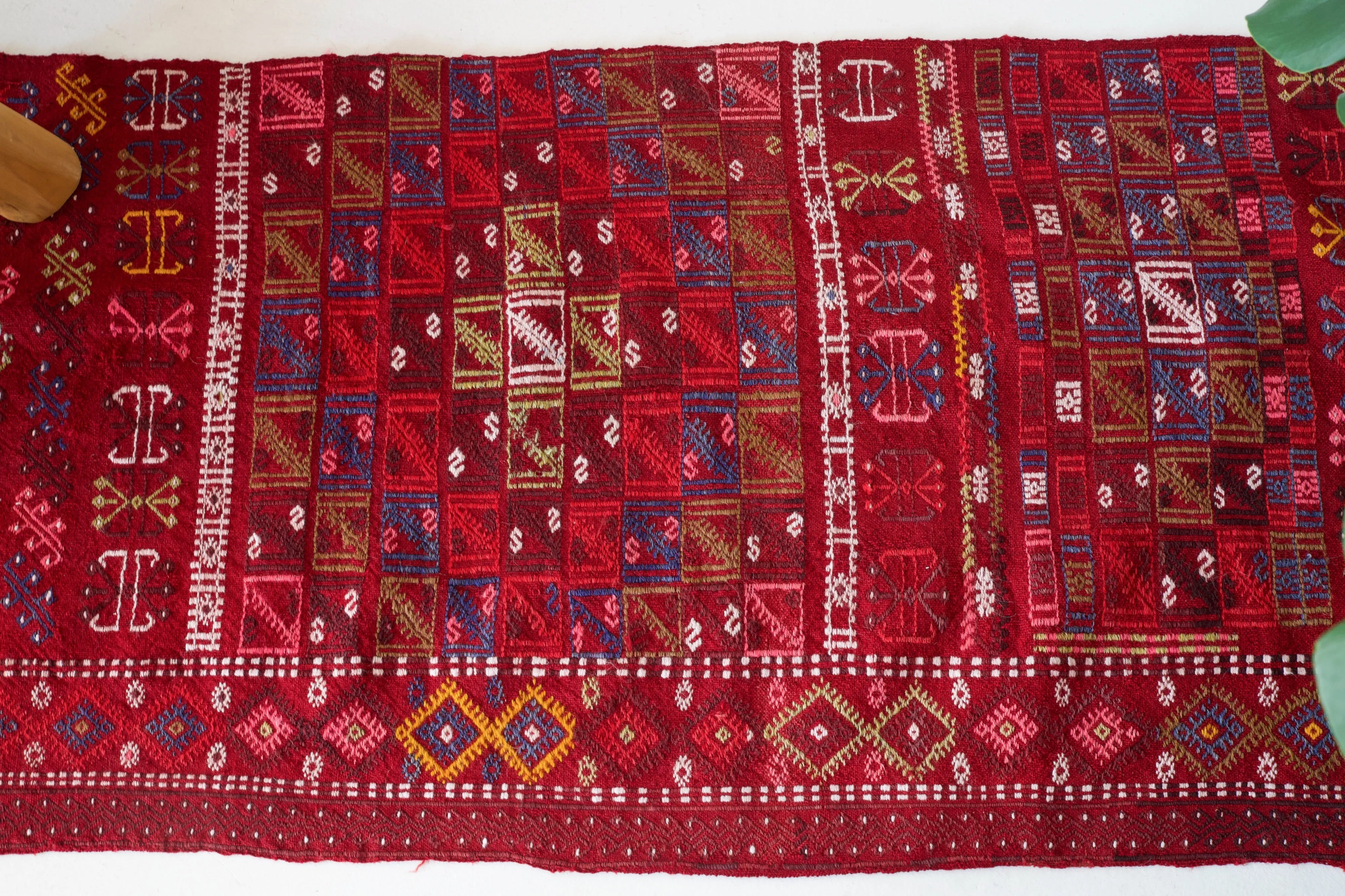 Semi-antique Sivas Cicim Kilim Runner  1'11"x6'