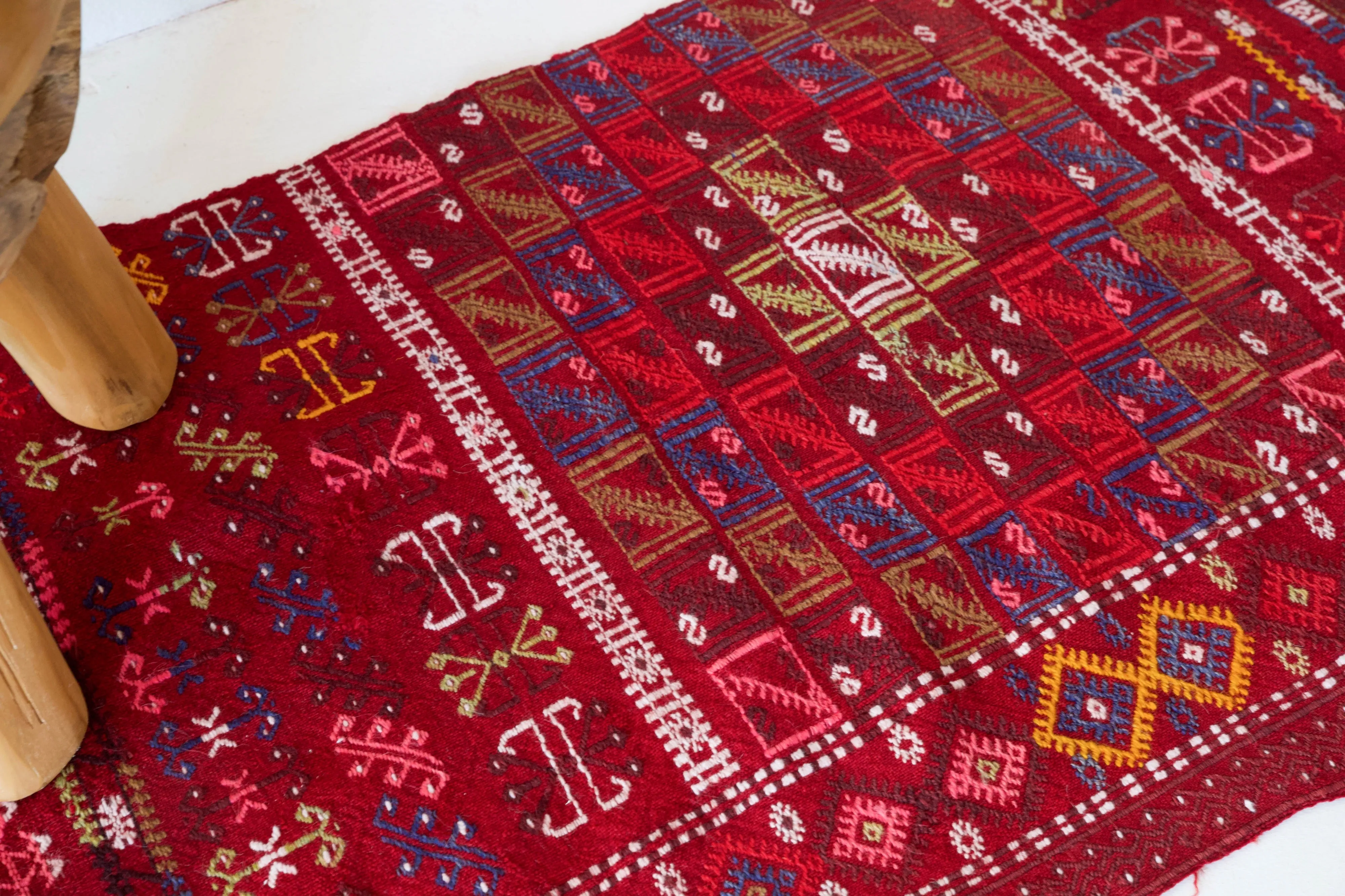 Semi-antique Sivas Cicim Kilim Runner  1'11"x6'