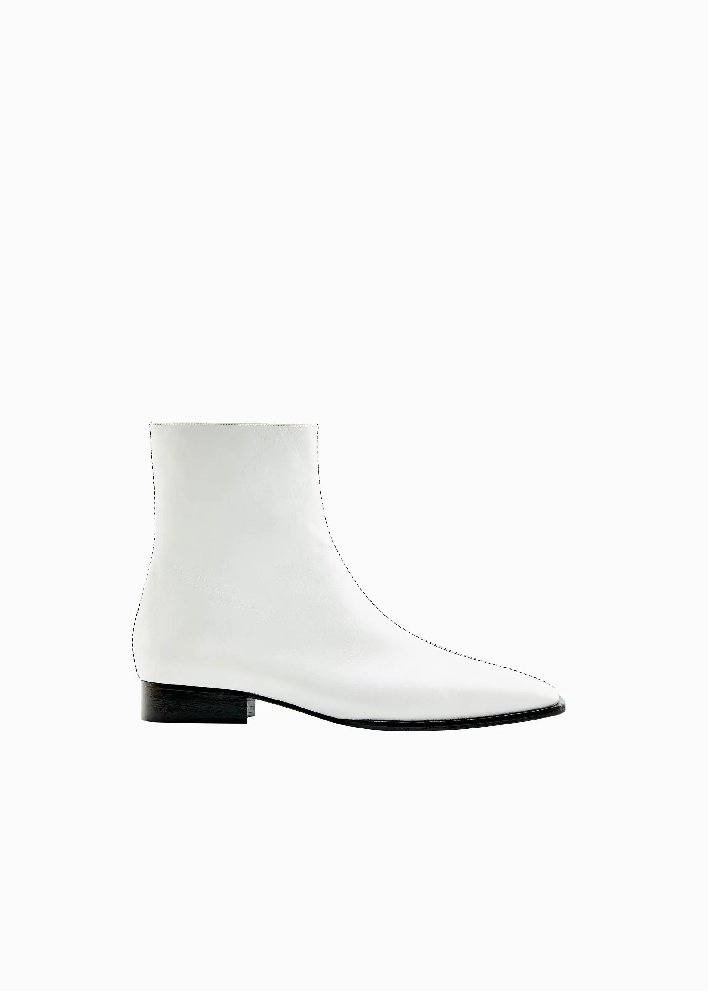Square Boot