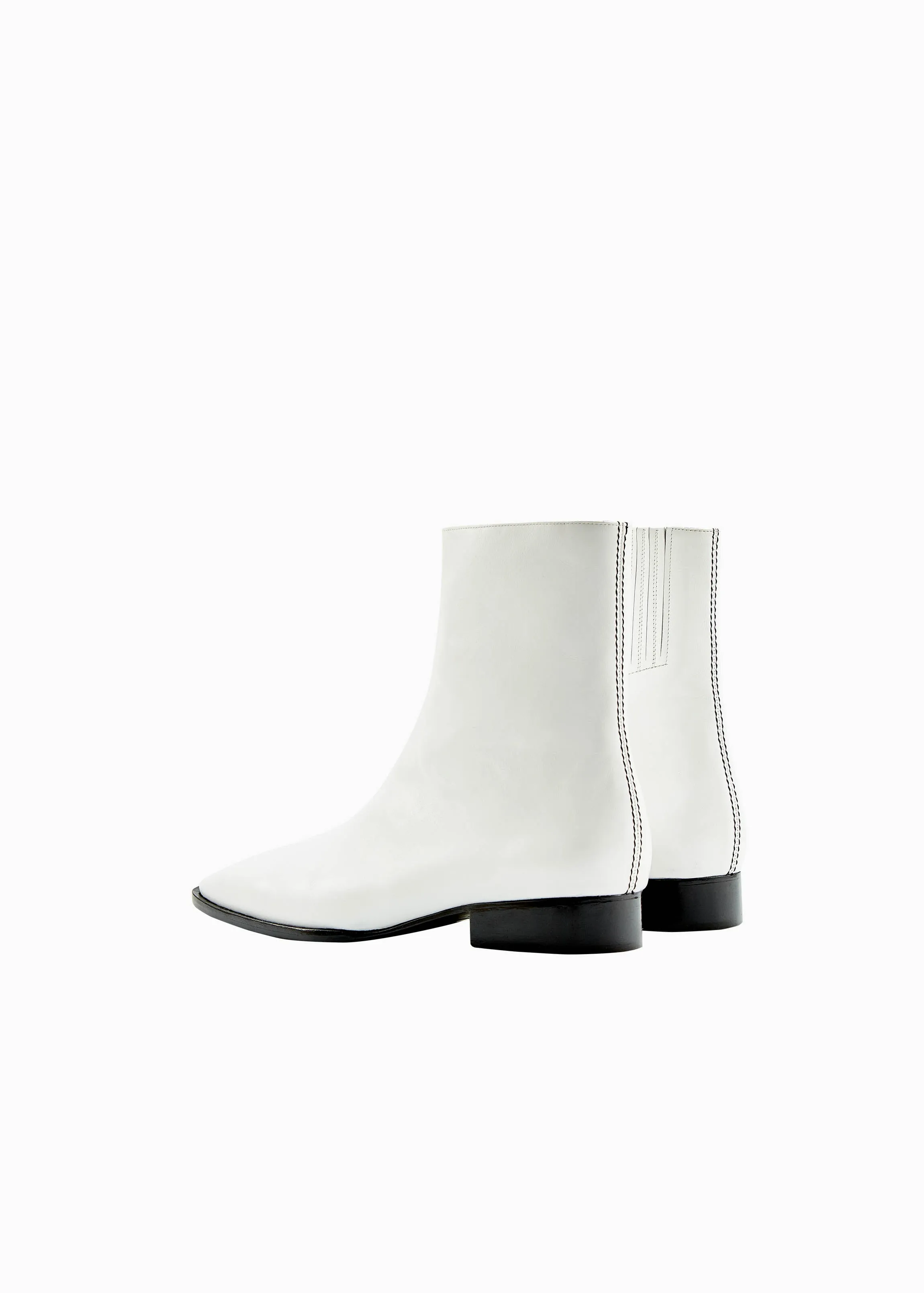 Square Boot