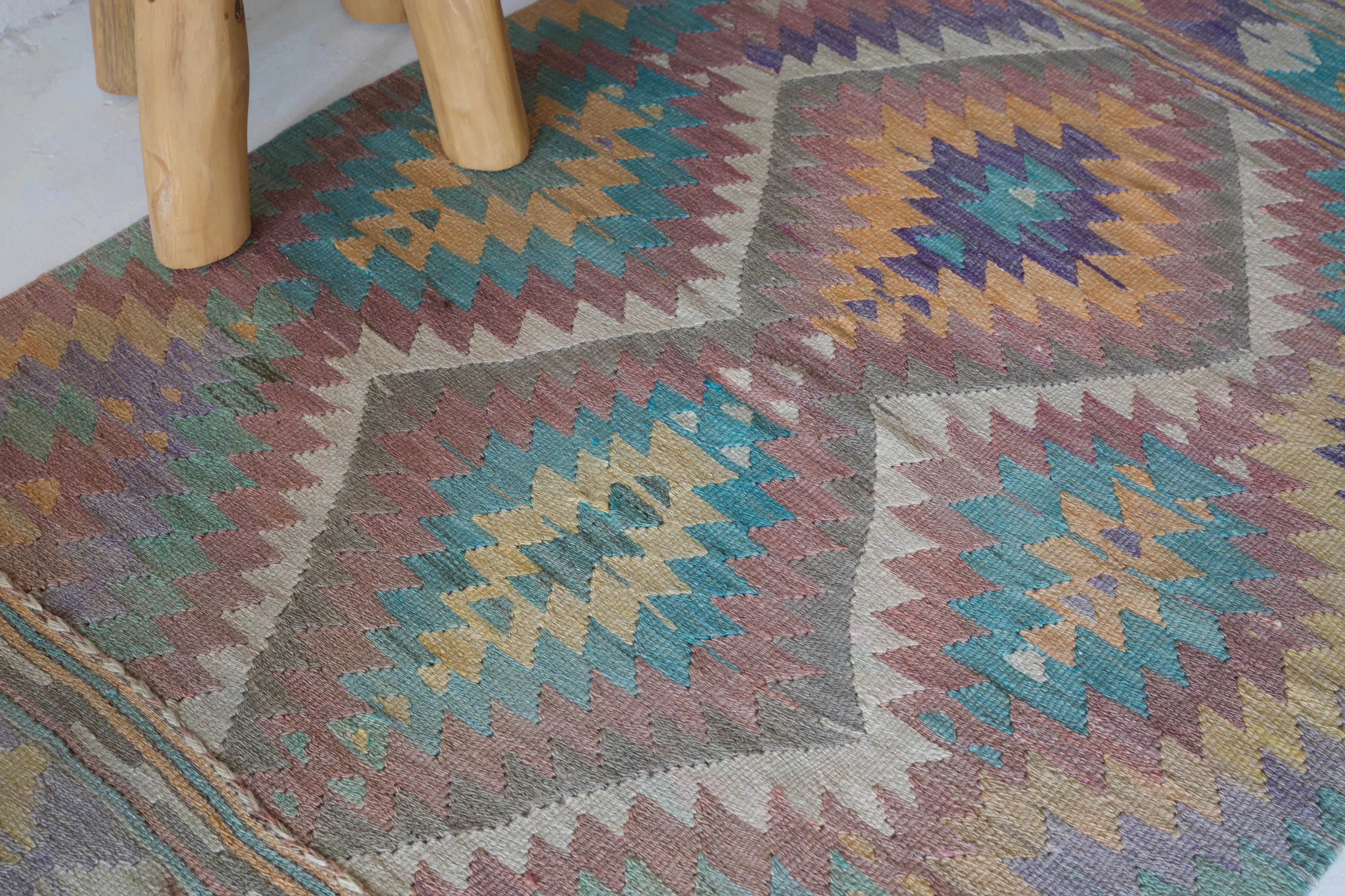 Vintage Mini Turkish Kilim Rug 2'10"x4'6"