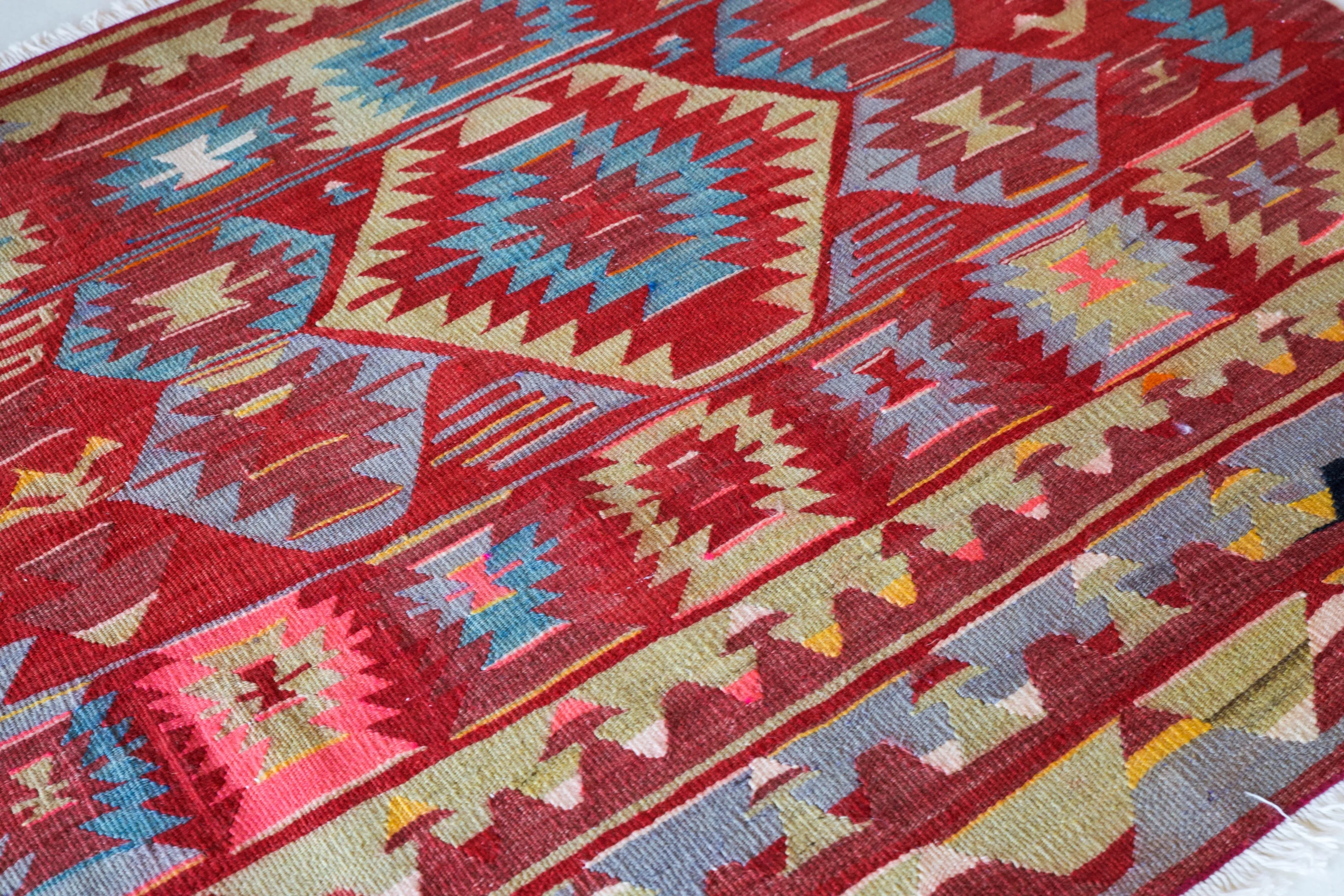 Vintage Mini Turkish Kilim Rug 2'11"x3'6"