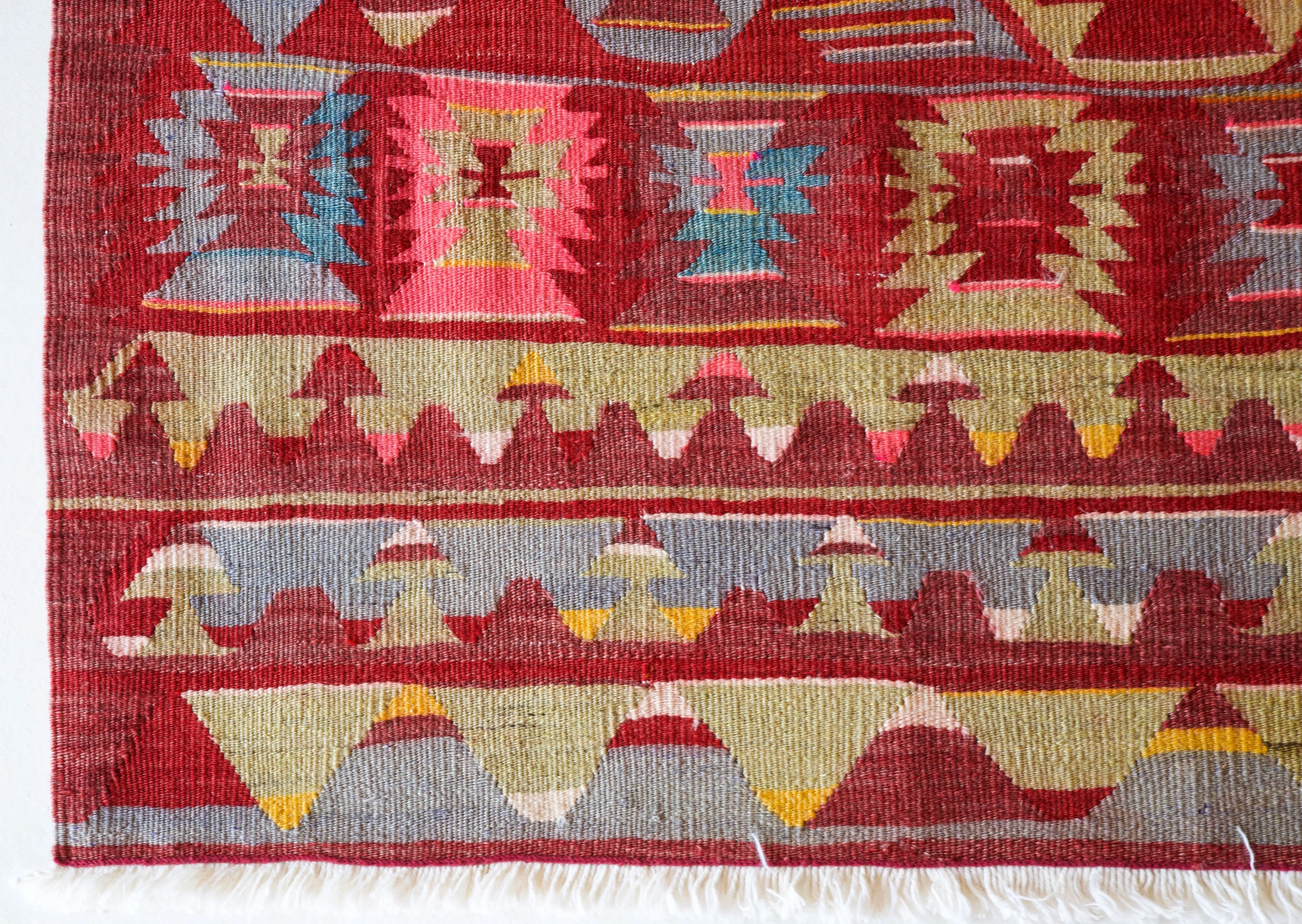 Vintage Mini Turkish Kilim Rug 2'11"x3'6"